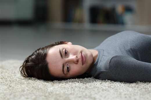 L’effet autruche, ce mécanisme qui vous empêche d’avancer sans que vous le sachiez - Psychologies.com