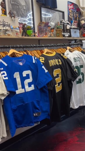 🏈 Game day or every day — gear up with authentic-style NFL jerseys! 🔥 20,000 designs for all 32 teams. From classic legends to fresh drops. 💥 Custom name & number available. One piece = wholesale price! | Rep Your City Jerseys