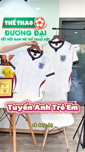 Bộ thể thao trẻ em quần áo bóng đá cho bé đội tuyển Anh WC2026 logo thêu vải mè co giãn thoáng khí