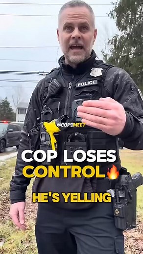 53K views · 894 reactions | Cop Loses Control Heated Exchange Quickly Escalates#hashtagfbreelsvideo | CamsDefend | Facebook