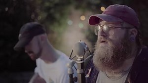 Did a lil back yard live cover of my favorite Chris Stapleton song, 'Either Way' !! ❤ ❤ ❤ Follow me on Instagram Instagram.com/teddyswims404 Presave my debut single on Spotify out Aug 30 https://distrokid.com/hyperfollow/teddyswims1/night-off | Teddy Swims