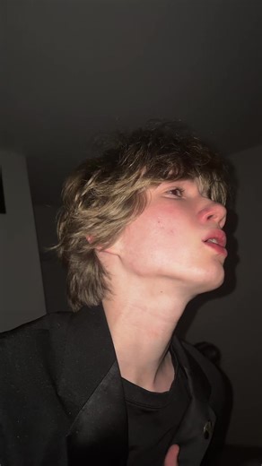 Look, but don't blink. You might miss the best part. #fyp #BlondeBoy #foryoupage #ladygaga #alejandro