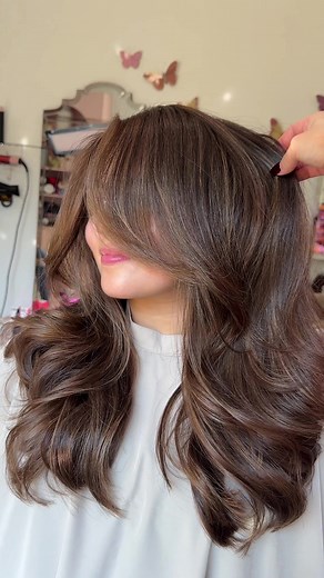 Enhancing Natural Hair Color with Butterscotch Tones
