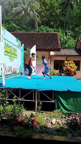 Explore the Magic of Disney's Frozen: Let It Go