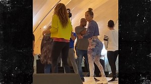 Jennifer Lopez Teaches Shakira to Butt Jiggle In New Super Bowl Rehearsal Video
