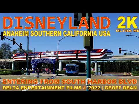 WALKING INTO DISNEYLAND FROM SOUTH HARBOR BLVD