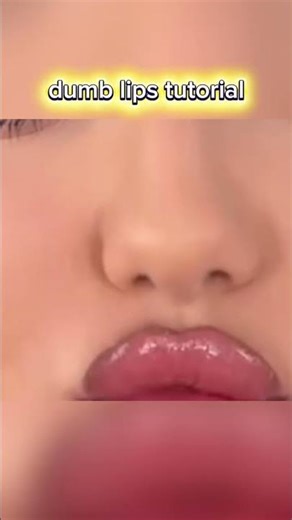 dumb lips tutorial #ytshort #lipmakeup #makeuptutorial #lips #makeup