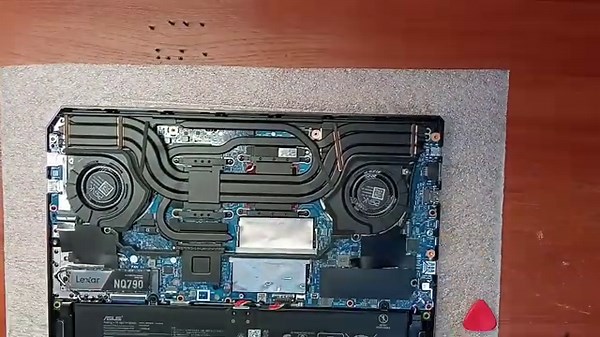 How to open Asus Gaming F16 TUF FX608 (2025) - disassembly and upgrade options, upgrade RAM & SSD