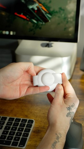 Aesthetically charge wirelessly. ⚡ Anker MagGo UFO Charger⚡ ✅ Prop up your phone ✅ Compact and wireless ✅ Includes a 40W adapter ⚡ Quickly charge your Apple iPhone 15 Pro to 20% in 15 minutes Shop here: https://ankerfast.club/q6y3dp | Anker