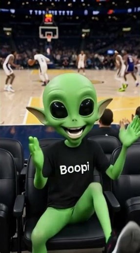 Alien Becomes Lakers Fan 👽🏀 | Boppi Shorts