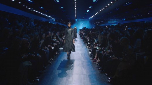 71K views · 2.2K reactions | Relive yesterday’s ready-to-wear Autumn-Winter 2017-18 fashion show with this exclusive video of some of the highlights of the collection designed by our Artistic Director Maria Grazia Chiuri. Discover more ‎on.dior.com/aw17. | Dior | Facebook