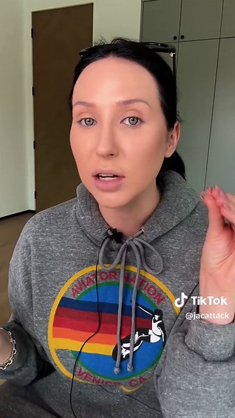 New Foundation Review: 10/10 Full Coverage & Long-Lasting | Beauty Products To Try