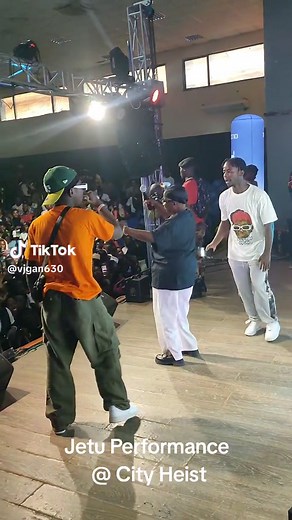 Jetu Music Performance at City Heist