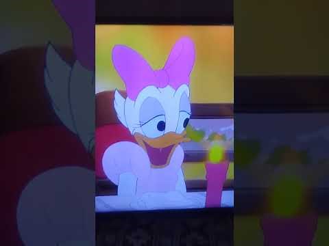 Mickey's Once Upon A Christmas: Donald Duck: Stuck On Christmas: The Best Christmas Ever Scene