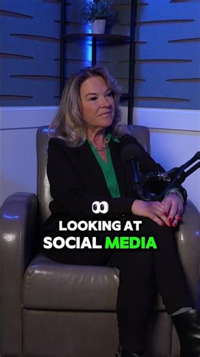 SHOULD A REAL ESTATE AGENT BE ON SOCIAL MEDIA