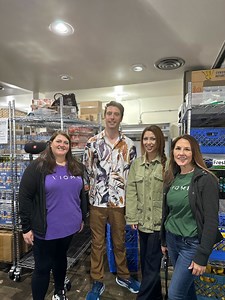 Last week Viome team members volunteered at the Renewal Food Bank!🌟 This incredible organization provides essential food and hygiene assistance to families, helping ease the burden of monthly expenses and offering access to fresh produce, meat, and other necessities. Thank you for having us! To learn more or make a donation, visit renewalfoodbank.org. | Viome