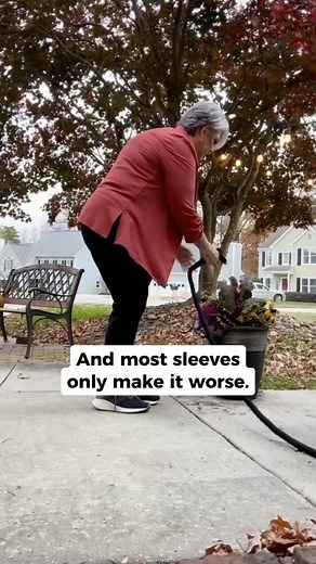 These bamboo sleeves stretch in 4 directions to mold perfectly to YOUR knee shape - whether you're XL, 2XL, 3XL or 4XL. No rolling down. No circulation cutting. Just comfortable support that stays put from morning to night. 8,000 people finally found their fit. 👉 Click "Learn More" for an exclusive bundle offer | Compress Support