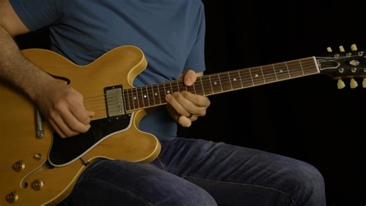 [SUGGESTION DE LA SEMAINE 🔥] Apprenez à maîtriser l’improvisation blues avec Shawn Kellerman ! 🎸 Toutes les infos ici 👉 https://www.imusic-school.com/fr/cours-guitare/apprendre-le-blues-a-la-guitare/ . #motivationmonday #france #imusicschool #musique #cours #online #musicapp #music #learntogether #learnaninstrument #learningapp #musiccourse #musiclearning #musiceducation | imusic-school