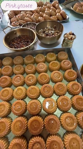 #حلويات #حلويات_جزائرية_تقليدية #حلويات_جزائرية #اكسبلور #حلى #حلوياتي #توزيعات #تقديمات #توزيعات_زواج #طبخ #طبخات_سهلة #وصفات_جزائرية #وصفات_سهلة #وصفات_سريعة | Pinky Taste