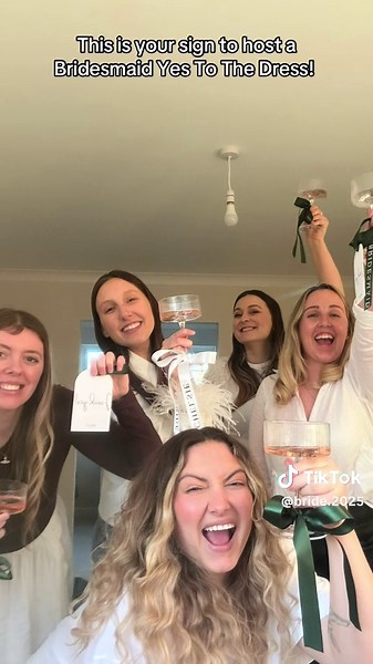 Host an Unforgettable Bridesmaid Dress Try-On Party