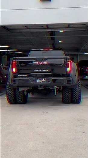 2023 GMC Sierra 3500HD Denali: 445 HP, Big-Rig Power in a Luxury Body