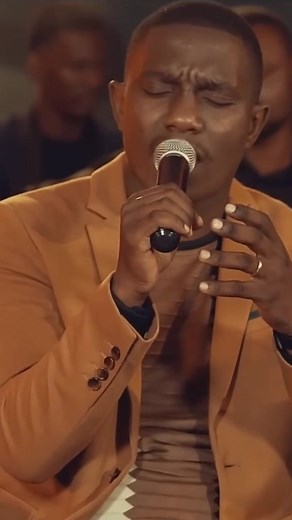 Maloba Ya Bomoyi - Benga Live Recording by David Ize