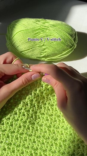 Punto V - V Stitch Crochet Tutorial