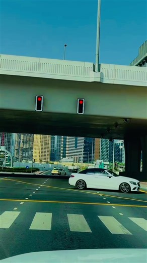 Dubai Life: Culture, Vibes, and Flair