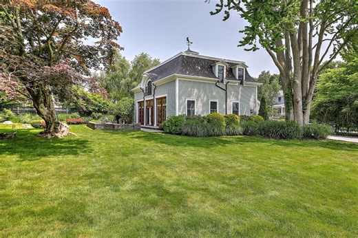 12 Howe St, Bristol, RI 02809 - MLS 1387187 - Coldwell Banker