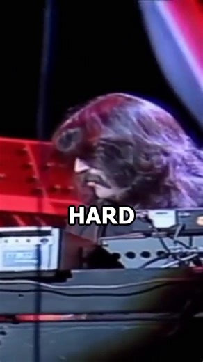 🎼 Rick Wakeman brought speed classical precision and theatrical flair to Yes with complex runs layered synths and iconic keyboard solos. Jon Lord fused distorted Hammond organ with classical influences to give Deep Purple a heavy dramatic sound that bridged rock and symphonic music. Wakeman emphasized technical fireworks and grandeur. Lord focused on power tone and bold harmonic weight. | Panama Kinal