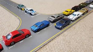 When stuck in slow moving traffic avoid blocking side roads; blocked roads increase congestion and journey times. కూడలి వద్ద ట్రాఫిక్ నెమ్మదిగా వెళుతుంటే ఇతర మార్గాల్లో వెళ్లే వాహనాల దారికి అడ్డుపడకండి. లేకపోతే , ట్రాఫిక్ రద్దీ మరియు ప్రయాణ సమయం పెరుగుతుంది. #RoadSafety | Cyberabad Traffic Police