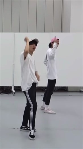 康二くんの抜けない関ジュ感が本当に可愛い！！！！Lock on！#向井康二 #SnowMan #ソロアングル #マルチアングル #推しカメラ