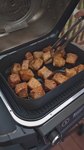 Take your air fry game to the next level with the Ninja Woodfire™ Outdoor Grill. 📷: Alf’s Kitchen | Ninja Kitchen