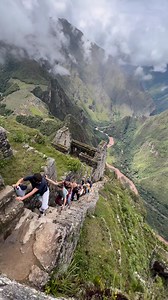 1.4M views · 27K reactions | Impresionante ascenso al Wayna Picchu.  | Andean Peru Exploor | Facebook