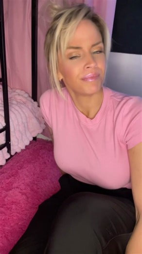 Matching Carpet and Drapes: Pink Rug for Fall Vibes