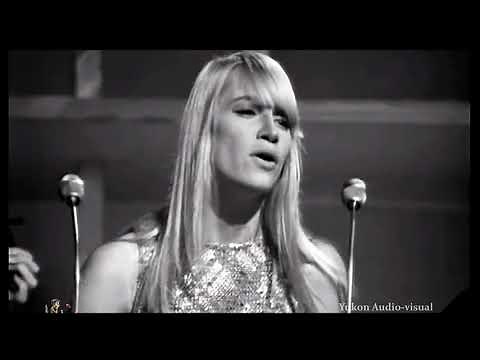 PETER, PAUL and MARY "BLOWIN' IN THE WIND" AT THE BBC 1966