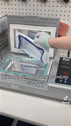 I tried making a phone case with the cheapest materials i could find #budgetchallenge #cheapcrafts