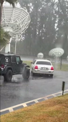 Rain coming down at the 10 Tampa Bay News studio