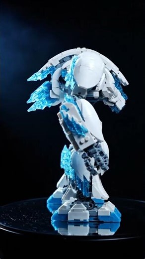 Unveiling the Glacial Guardian: LEGO MOC Mech Ice Sentinel ❄️ Watch its Majestic Design!