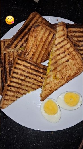 Egg Bhurji Sandwich + Boiled Egg 😋 | Perfect Breakfast combo #eggburjisandwich #boiledegg #breakfast