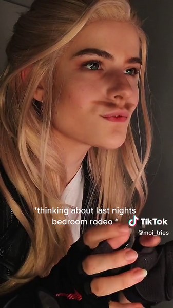 teacher vs. teacher exercises are Mics favorite #aizawa #aizawashota #eraserhead #presentmic #yamadahizashi #mha #bnha #erasermic #myheroacademia