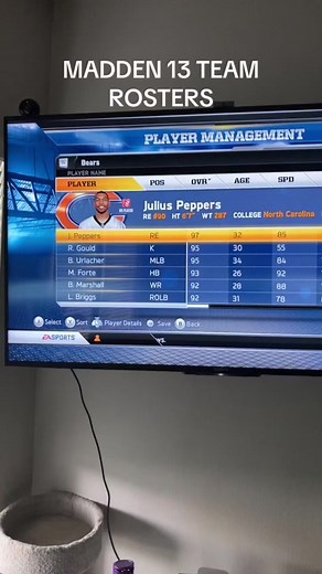 Doing a Madden 13 Roster check for all teams, starting off with the Bears #madden #football #Legends #Bears #NFL #Madden13 #fyp #foryoupage #yeeeah