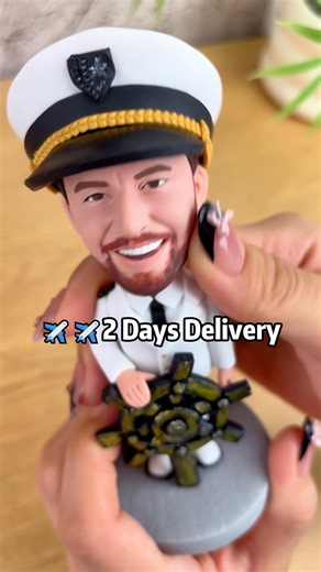 6.1K reactions · 5 comments | Get your personalized bobblehead today!  Handmade and Super Likeness ️Fastest 2 Days Delivery 樂 Engraved Base With Your Name Click now >>> https://tinyurl.com/2u55uy8y | Myfacebobbleheads | Facebook