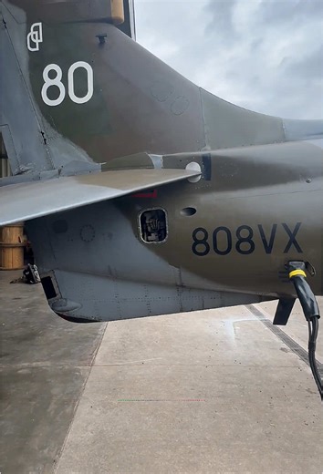 How One Screw Controls an Entire Airplane