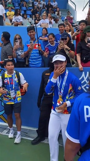 Philippines Tennis Star ALEX EALA Happy in Tennis Stadium #tennisshorts #alexeala #alexander #viral