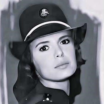 Ready to Start Working – A Signal Girl’s First Stand – Beitbridge Rhodesian Bush War