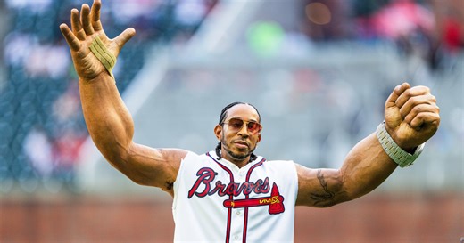 Ludacris threw out a first pitch at a Braves game unlike any you’ve ever seen