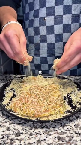 Easiest crispy chicken parmesan recipe you'll ever make at home