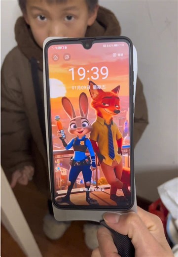 iOS 26 how to get 3D spatial wallpaper background for your iPhone How to set up iPhone wallpaper tutorial How to apply iPhone live wallpaper live wallpaper wallpaper iPhone wallpaper 8K wallpaper #capcut #capcutforus #capcutpioneer #wallpaper #livewallpaper