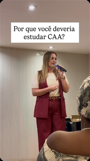 Mentora de Psicopedagogos e Neuropsicopedagogos on Instagram: "Por que todo profissional da saúde e da escola precisa estudar CAA? Porque comunicação não é só fala. Porque comportamento também comunica. Porque a CAA não é último recurso — é estratégia, é acesso, é inclusão. E porque ela não atrasa a fala, ela organiza, amplia e dá função à comunicação. Se você atende crianças com TEA, TDAH, atrasos de linguagem ou dificuldades de participação, dominar CAA muda completamente a sua prática. 📍 For